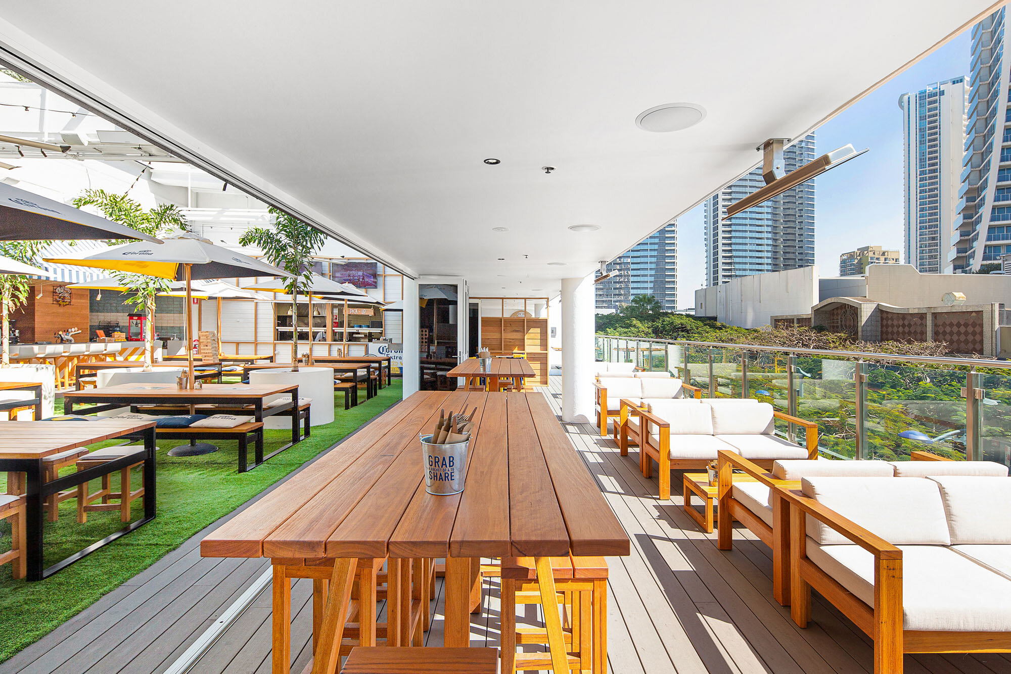 Surfers Paradise Beer Garden
