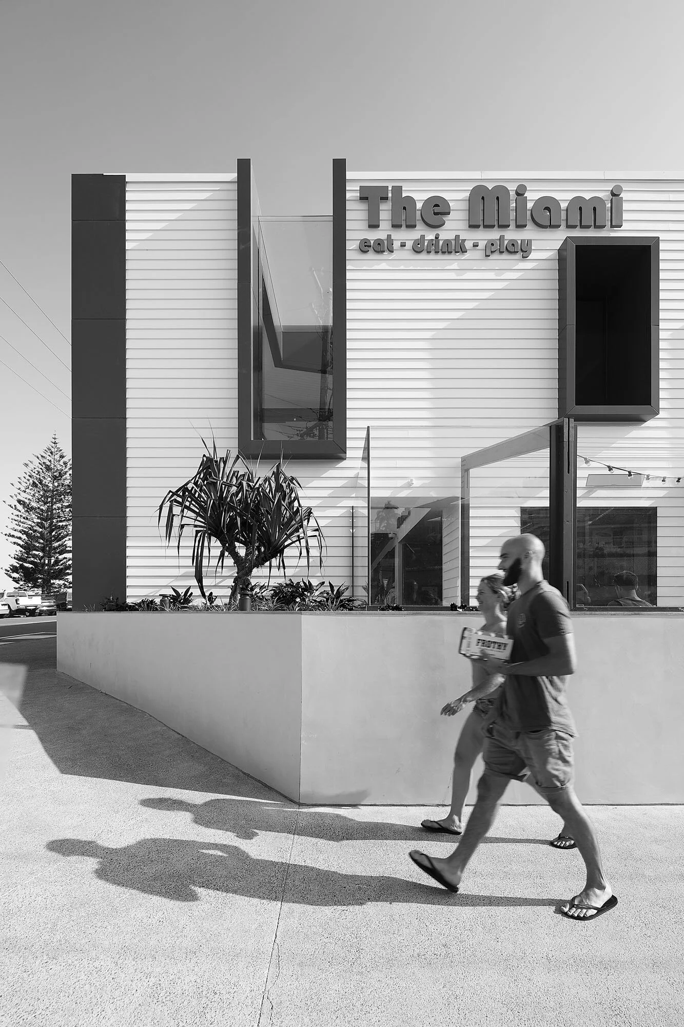 Cayas_Miami200bw.jpg