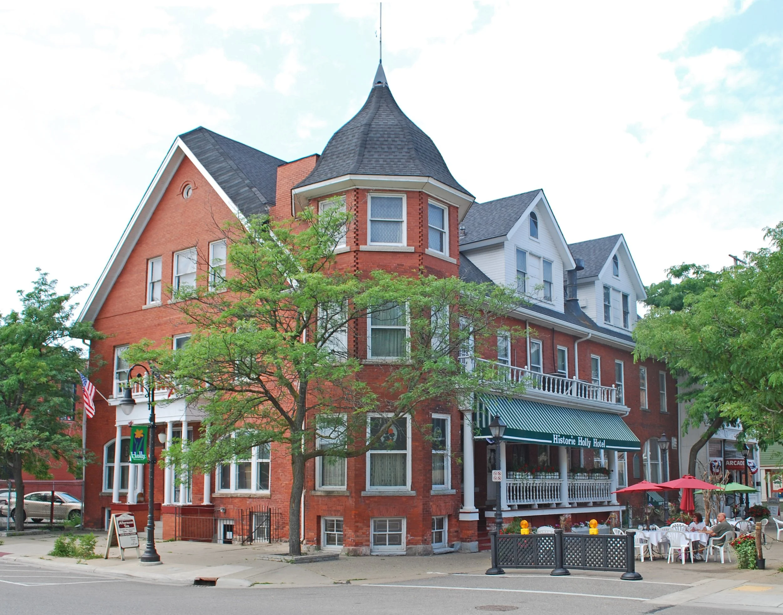 Holly Hotel Downtown Holly