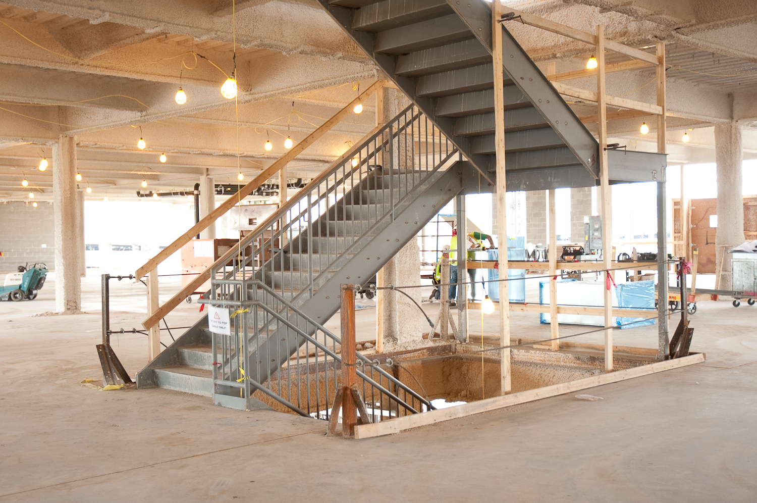  Ambulatory Center, UofM, Stair Tower 