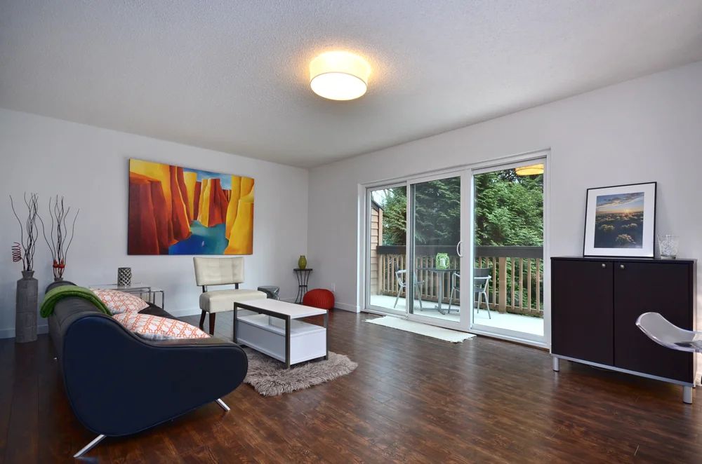 Living Room.jpg