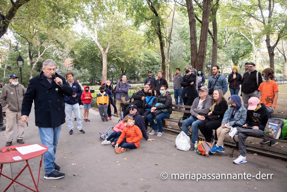 Lecture Crowd v6 Maria-3526.jpg