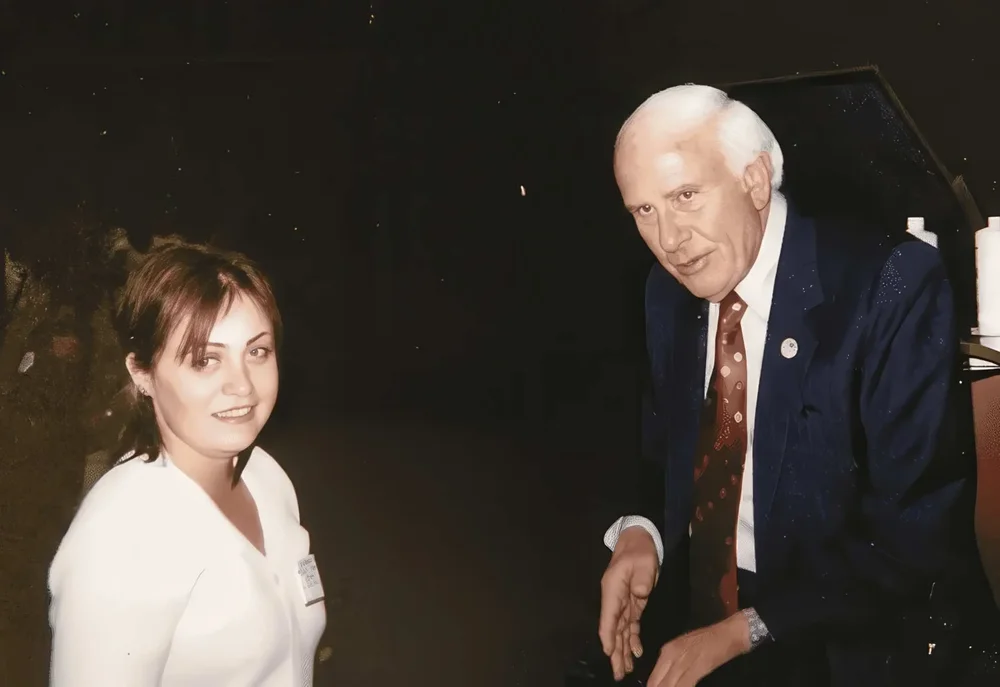 Irina Popa-Erwin with her mentor, renowned business philosopher Jim Rohn