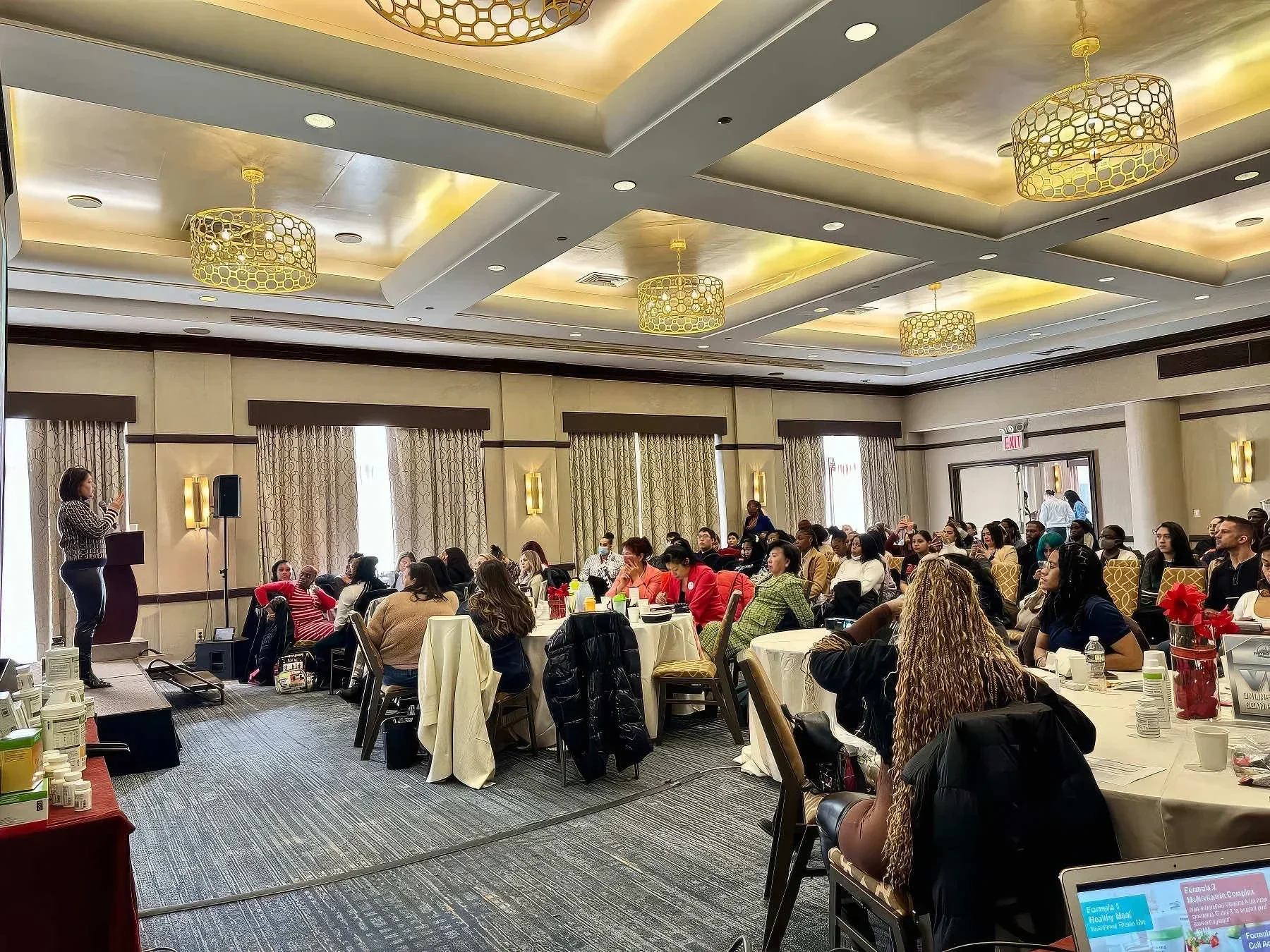 Irina Popa-Erwin keynote speaker in New York City addressing professionals at a large leadership and performance conference.