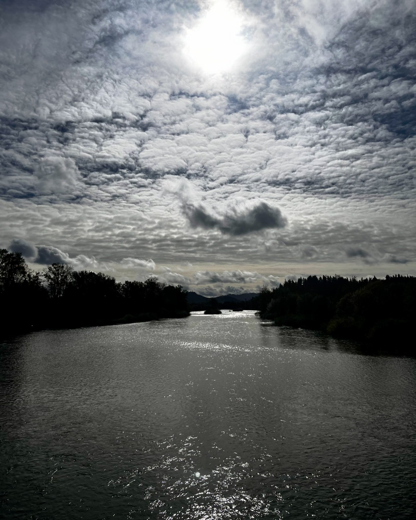 No visible eclipse during my visit to Eugene, but beautiful skies over the Willamette nonetheless.