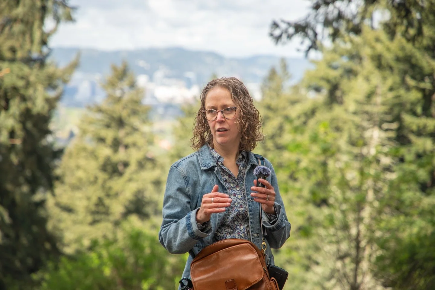 I am wrapping up the last bit of grading for my Parks &amp; Portland class and my goodness, we have logged some serious miles. Throughout the term I&rsquo;ve been wearing a ring that reads &ldquo;solvitur ambulando,&rdquo; Latin for &ldquo;it is solv