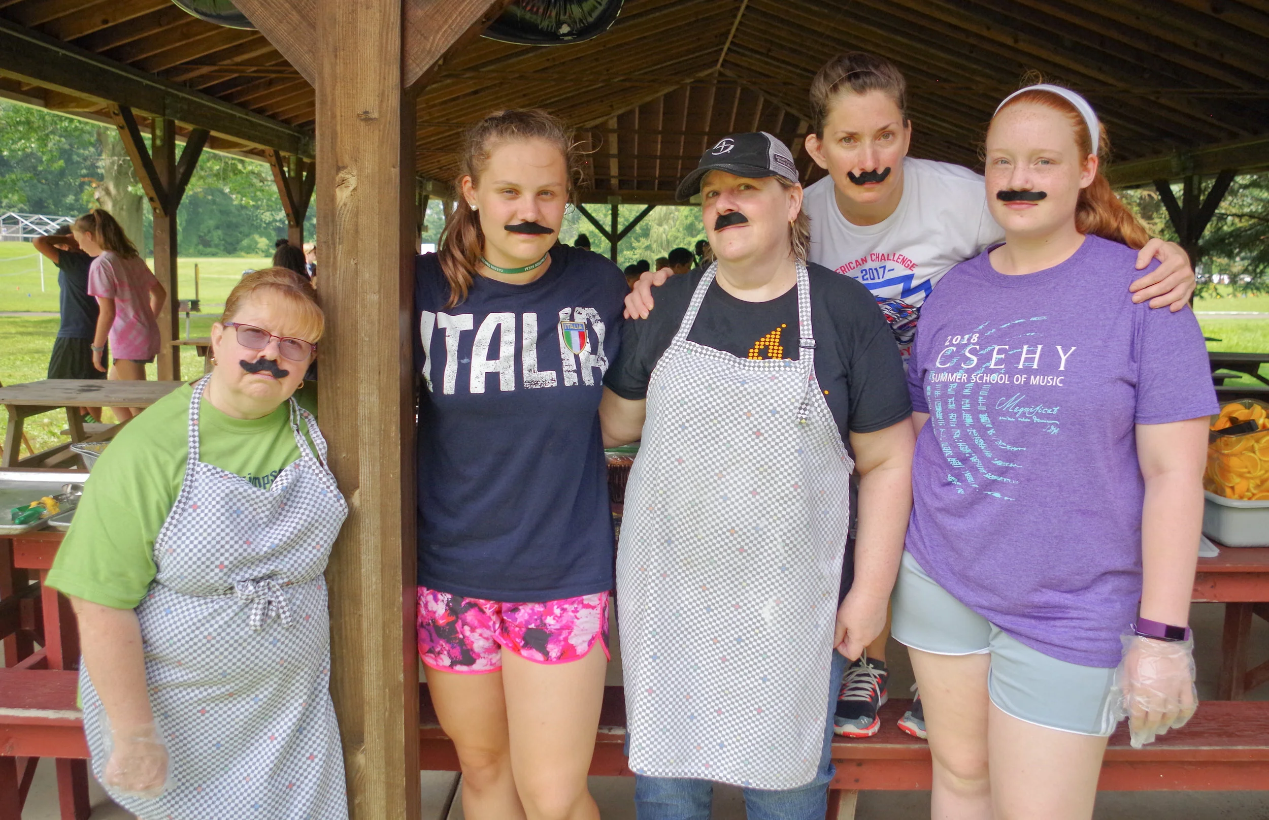 IMGP6334 S Mustache.jpg