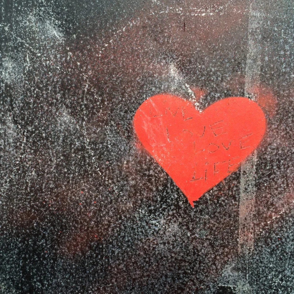 A-LOVE-STORY-AROUND-TOOTING-A-HUMAN-LOVE-STORY