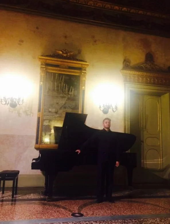 Christian De Luca after his recital at Teatro Comunale in Ferrara.