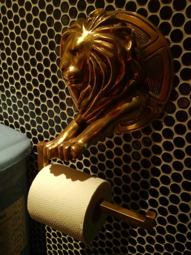 Lion.jpg