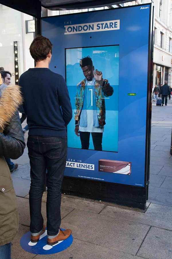 Dailies contacts - Interactive Billboards