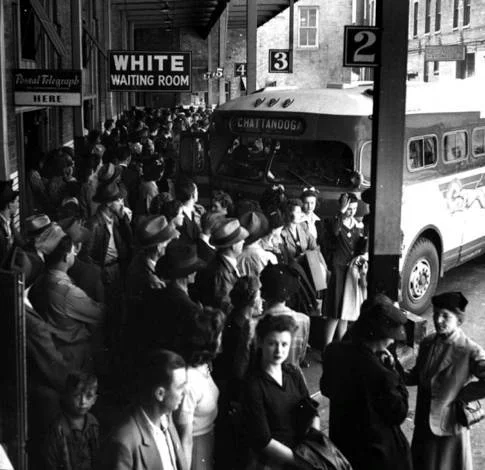 bus2.jpg
