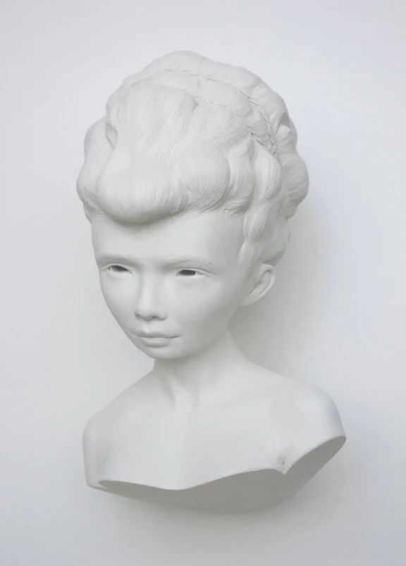 Into-her-eyes-front-Gosia-sculpture.jpg