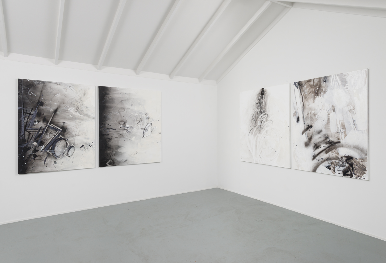  Installation view of "rank" exhibition, team (bungalow). 