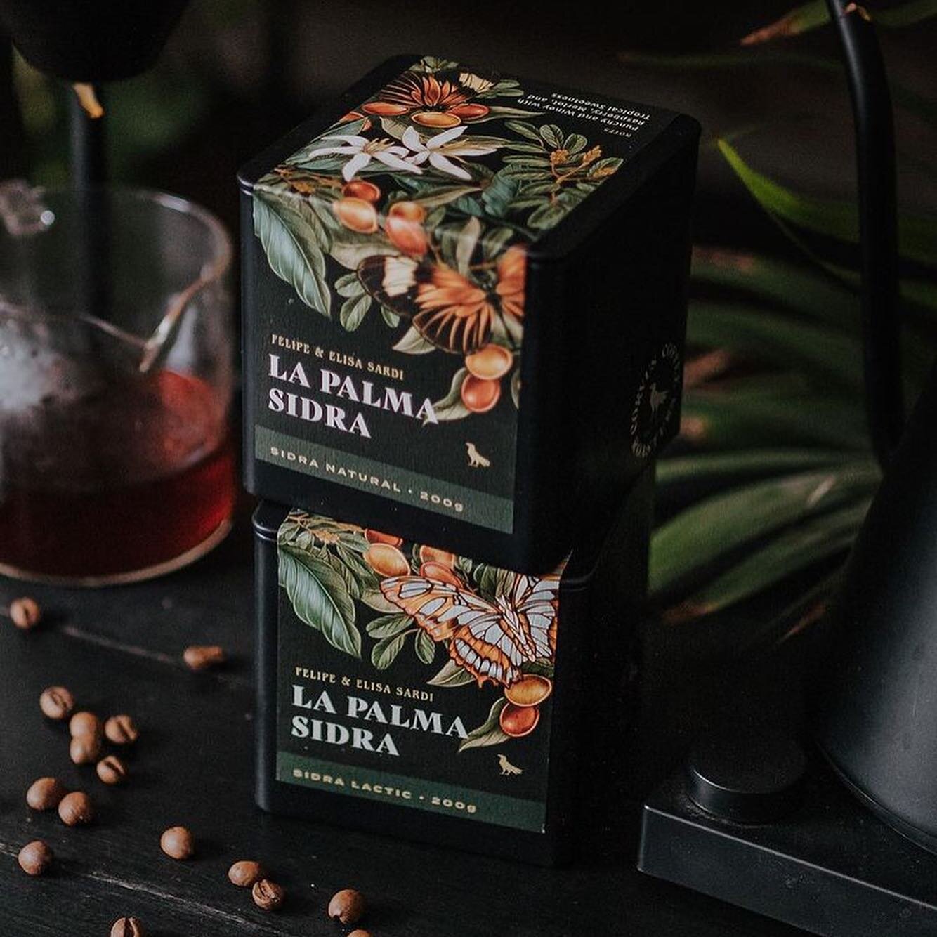 NEW PACKAGING WORK for @corvuscoffee (but sold out fast!) 

REPOST: Well these sold out! Our latest reserve drop from @lapalmayeltucan is the coffee that began the reserve program.
&bull;
We were nervous when we first bought this coffee back in 2019 