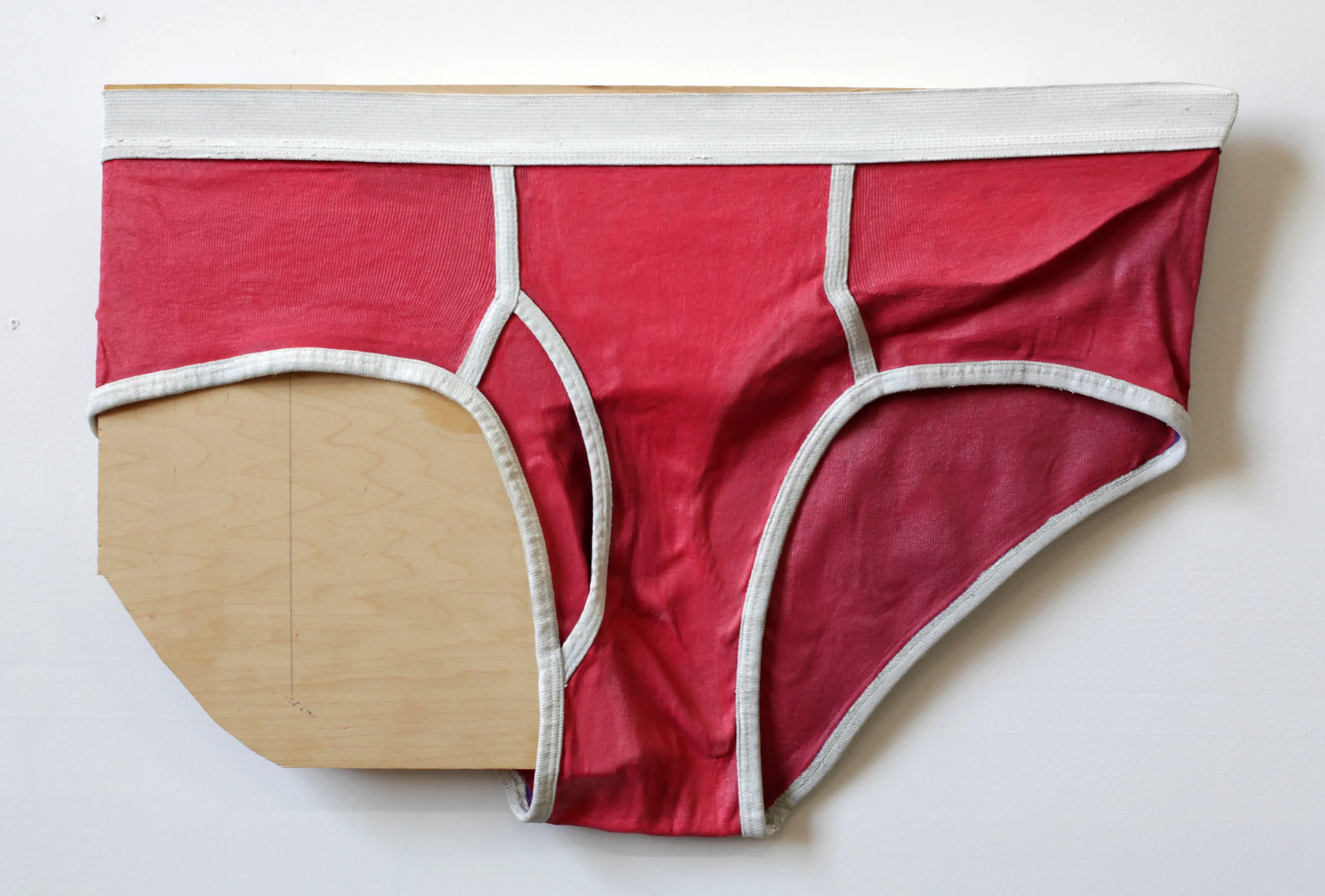 t&w,red.jpg
