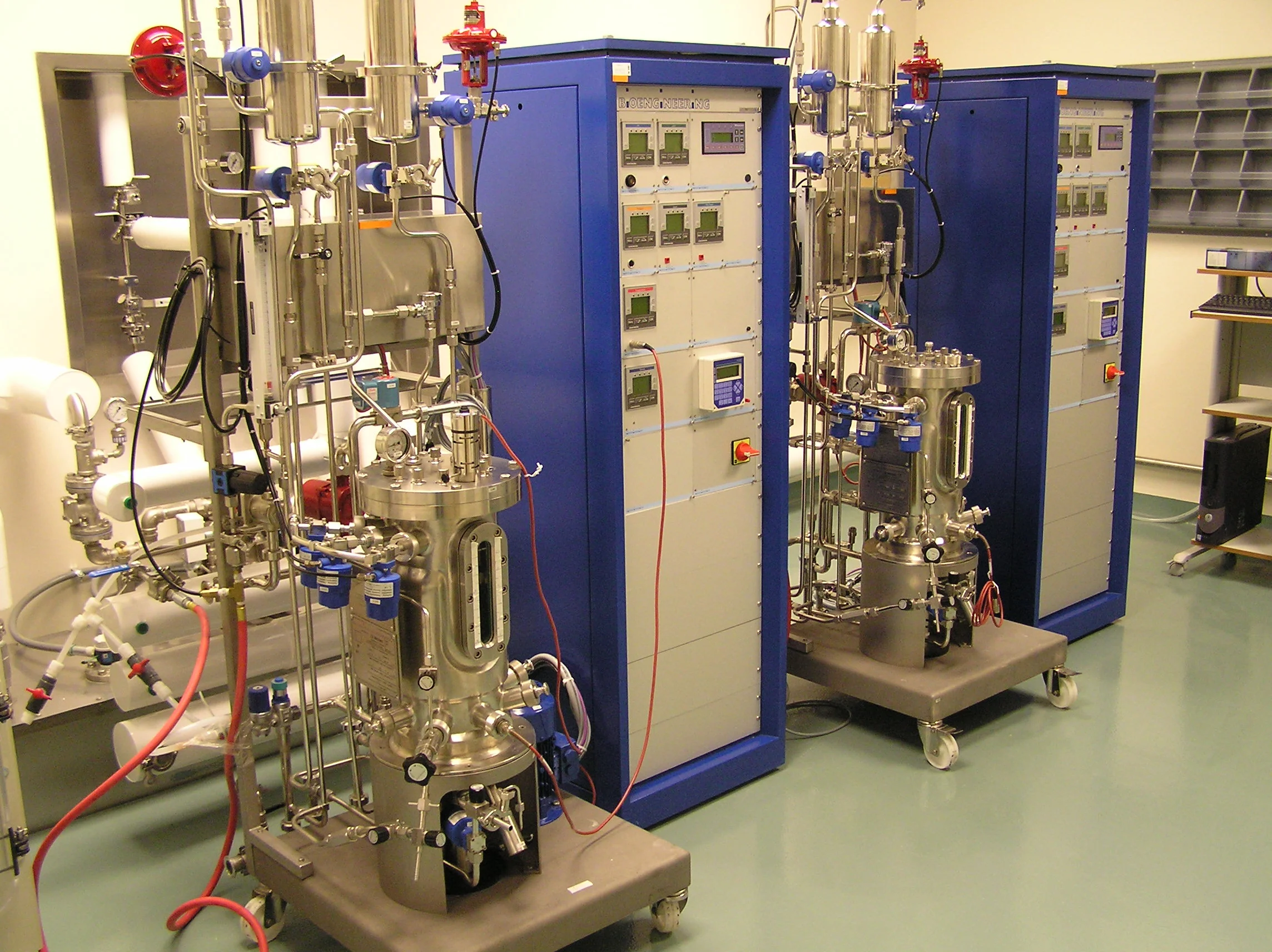 PD Lab Fermentors R1&R2.JPG