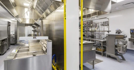Culinary-Kitchen-Lab-Photo-Credit-Kate-Glicksberg-571x300.jpg