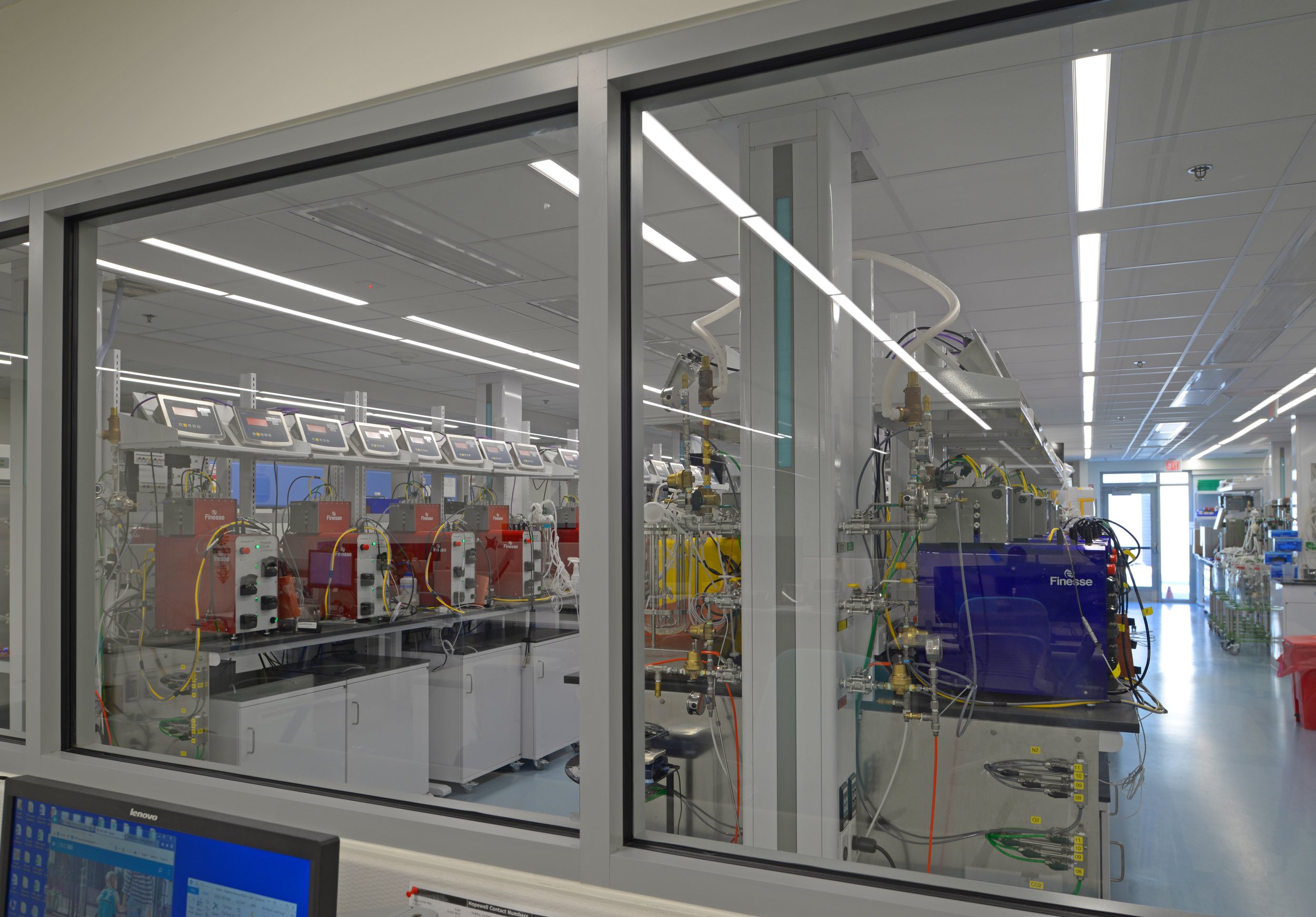 RESEARCH &amp; DEVELOPMENT FLEXIBLE LABORATORY FACILITY