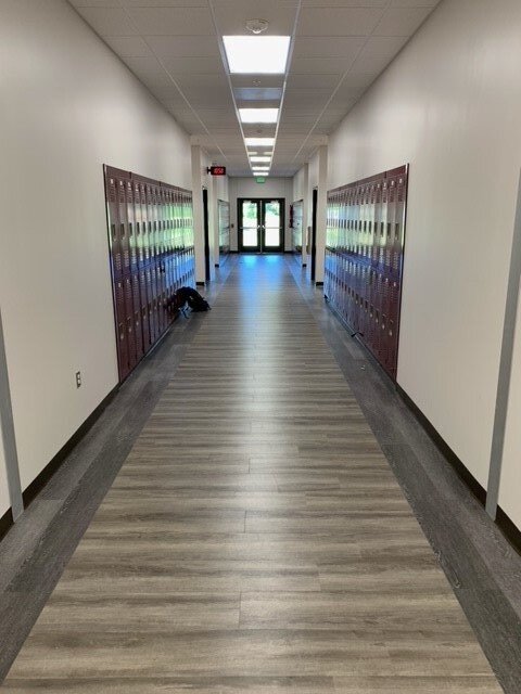blanchard+middle+school+addition+hallway.jpg