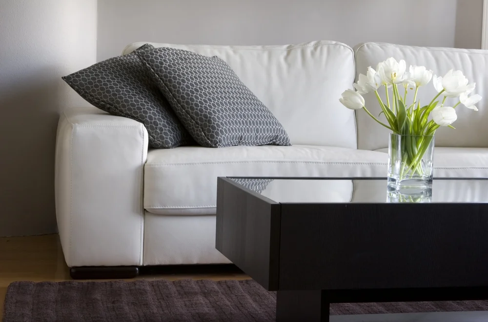 sofa table flowers.jpg