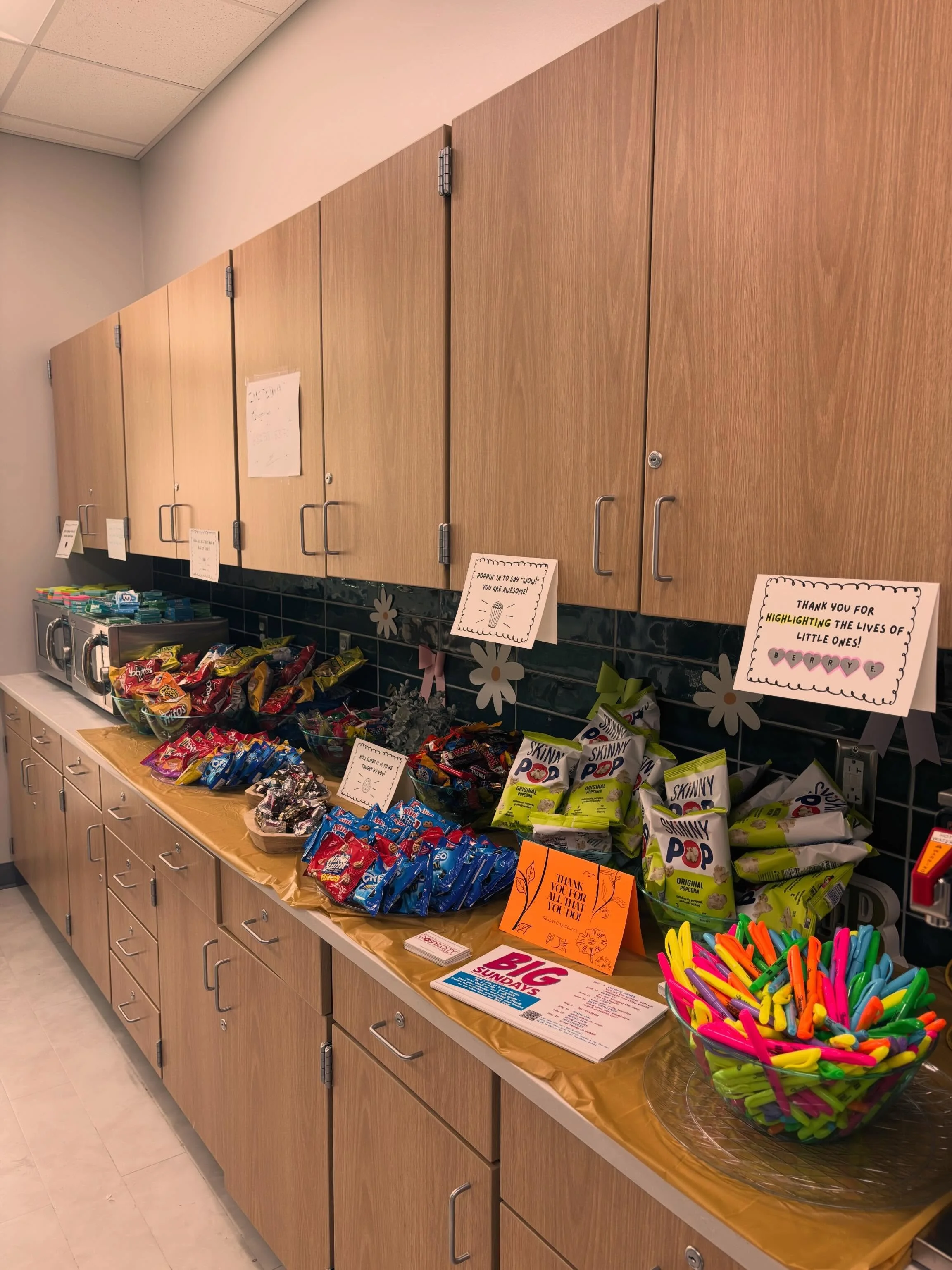 GCC was able to provide some snacks for the faculty and staff at Berry Elementary this morning. So thankful for all the teachers in our community!
