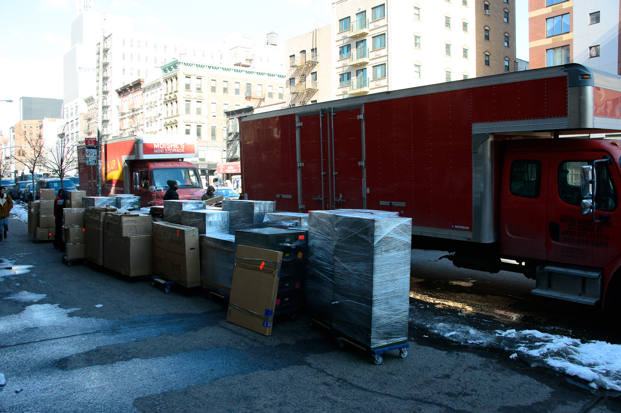 0107_Moving190.jpg