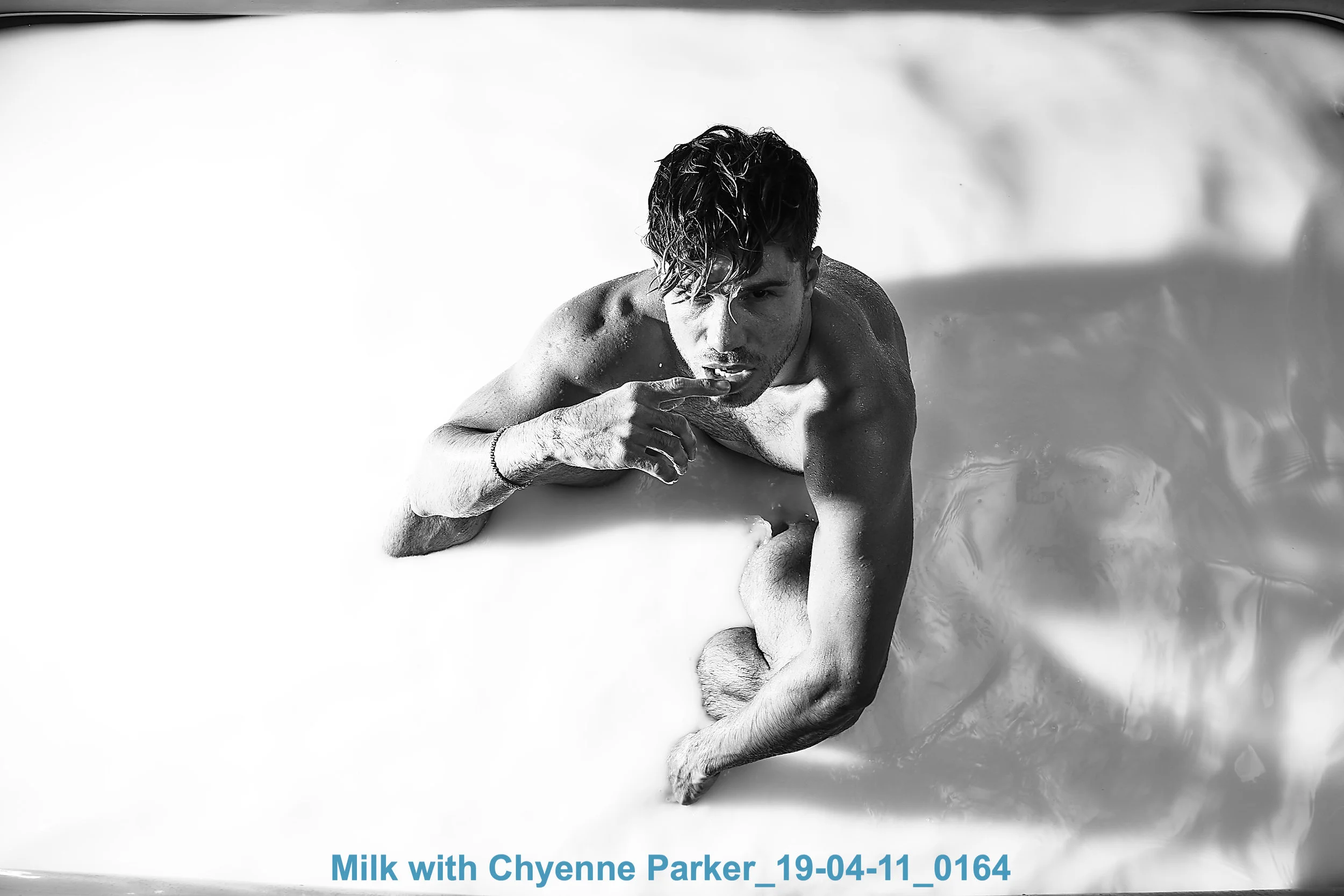Milk with Chyenne Parker_19-04-11_0164.jpg