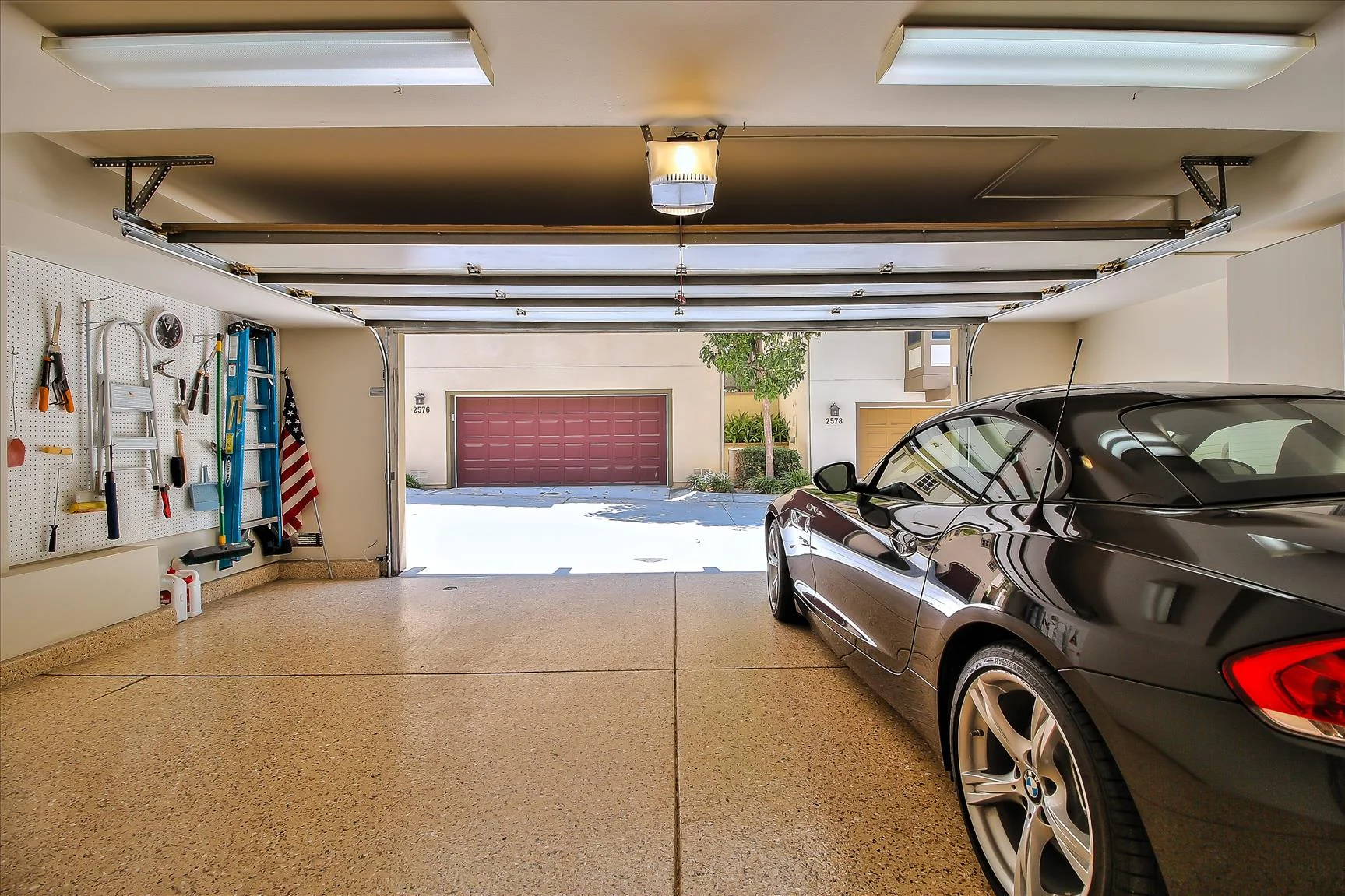 2566 Bungalow Place34.jpg