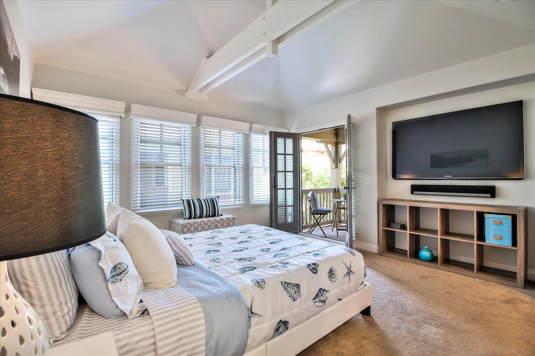 2566 Bungalow Place54.jpg