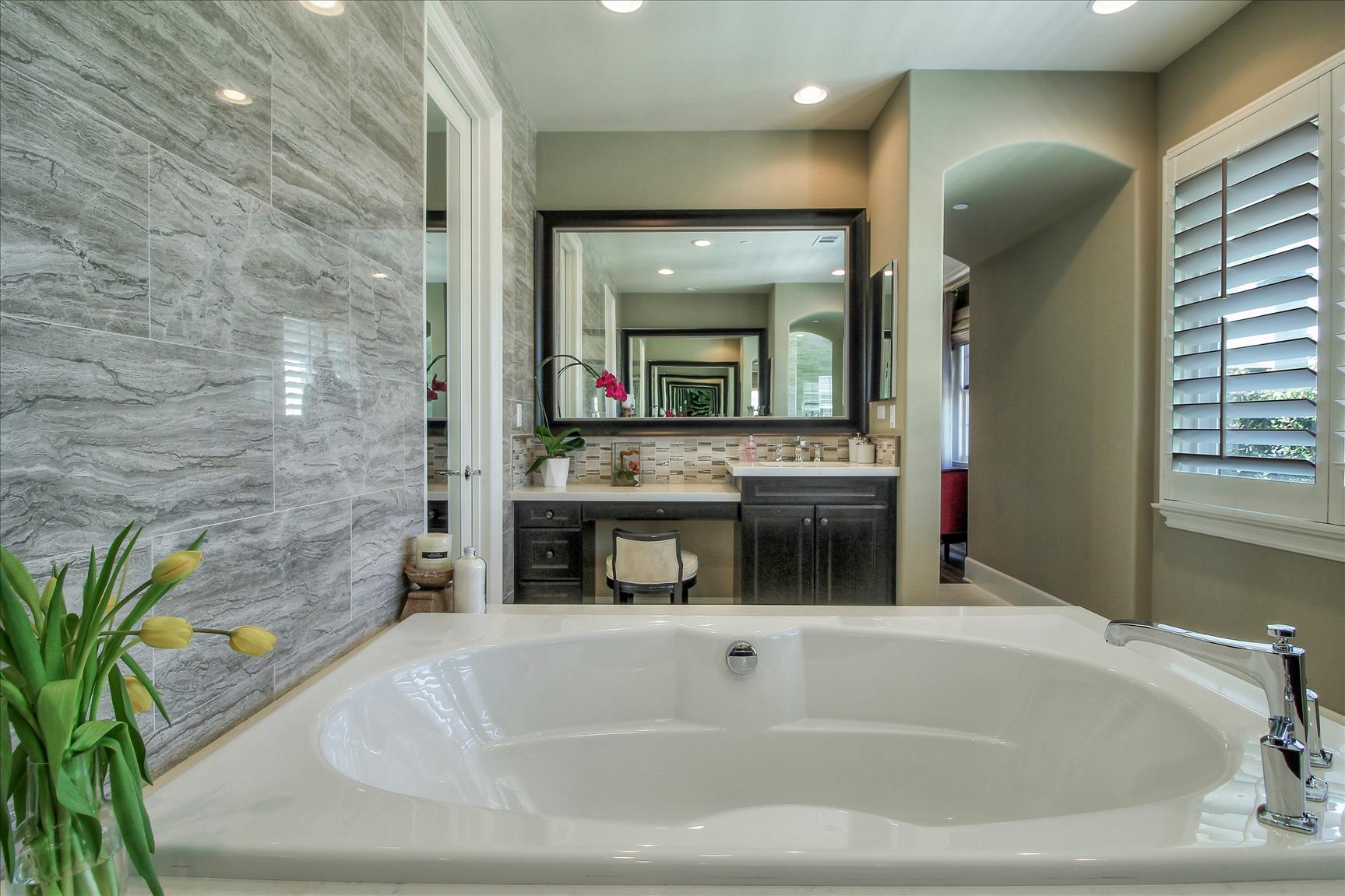 17471 Kennebunk Ln, Huntington Beach, CA 9264963.jpg