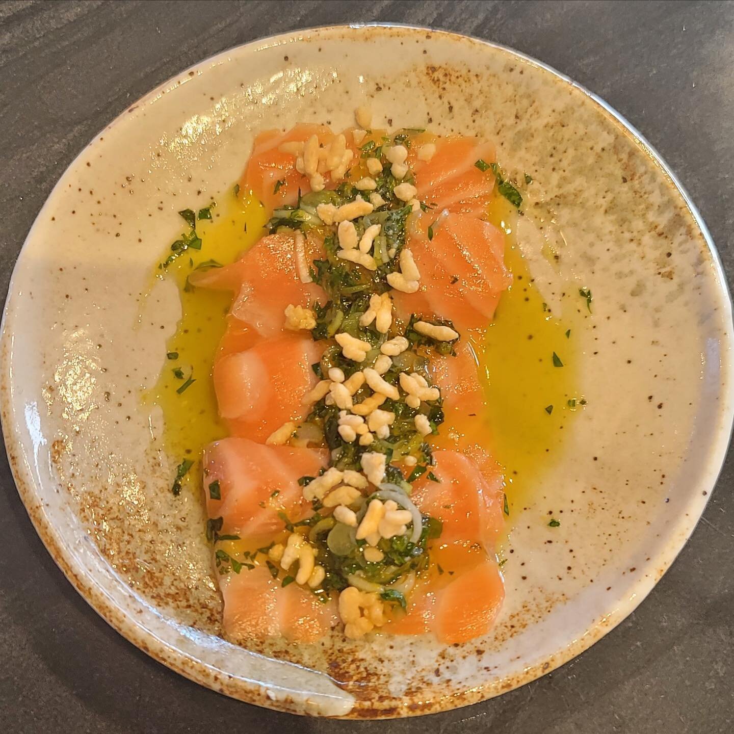 Welcome our new salmon sashimi dish!&nbsp;Japanese gremolata with puffed rice 🔥
.
.
.
.
.
#utahfoodie #japanesefood #utahcounty&nbsp;#wasatchcounty&nbsp;#hebercity&nbsp;#midwayutah&nbsp;#lehi #utahunique #utahbloggers #utahmoms #byu #provo #orem #sa
