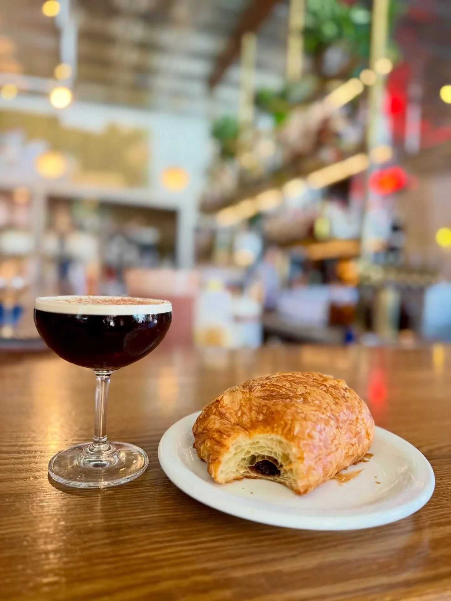 When I say let&rsquo;s get &ldquo;coffee and pastries&rdquo;, this is what I mean 😋

#pdxbrunch #portlandbrunch #espressomartini