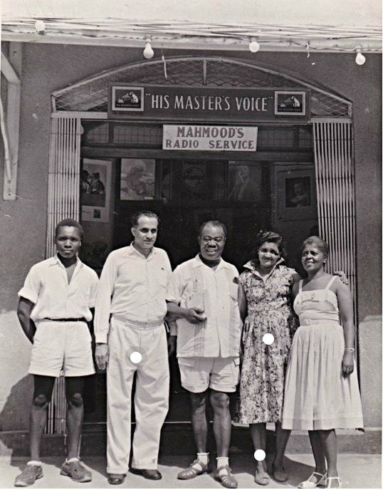 Louis in Dar-Tanganyika 1960s.jpg