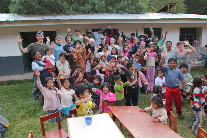 MP-group shot in Taray.jpg