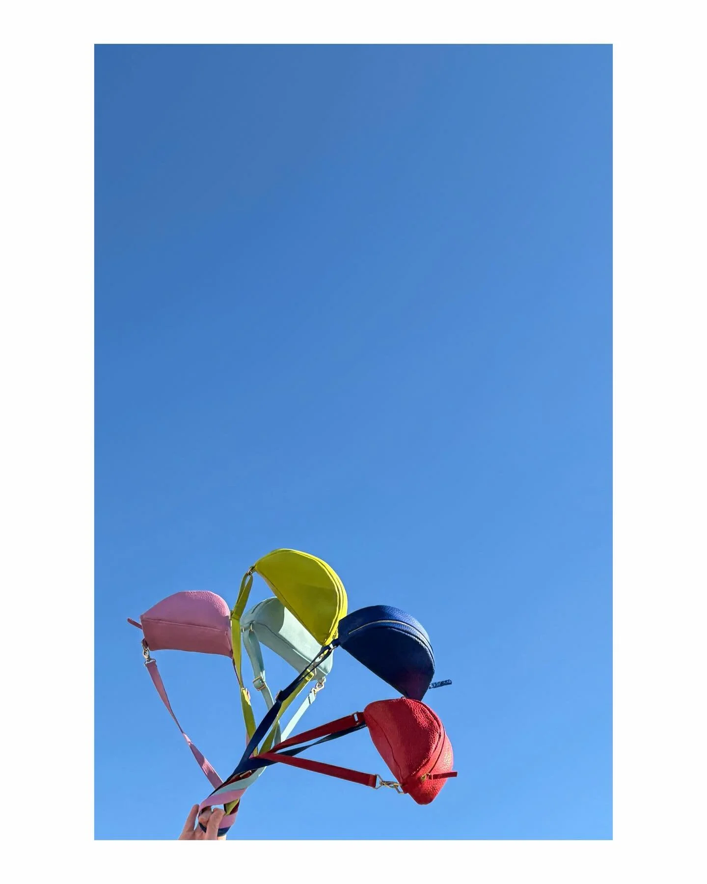 Celebrating a little bit of sun in Portland with Bum Bag Balloons 🎈