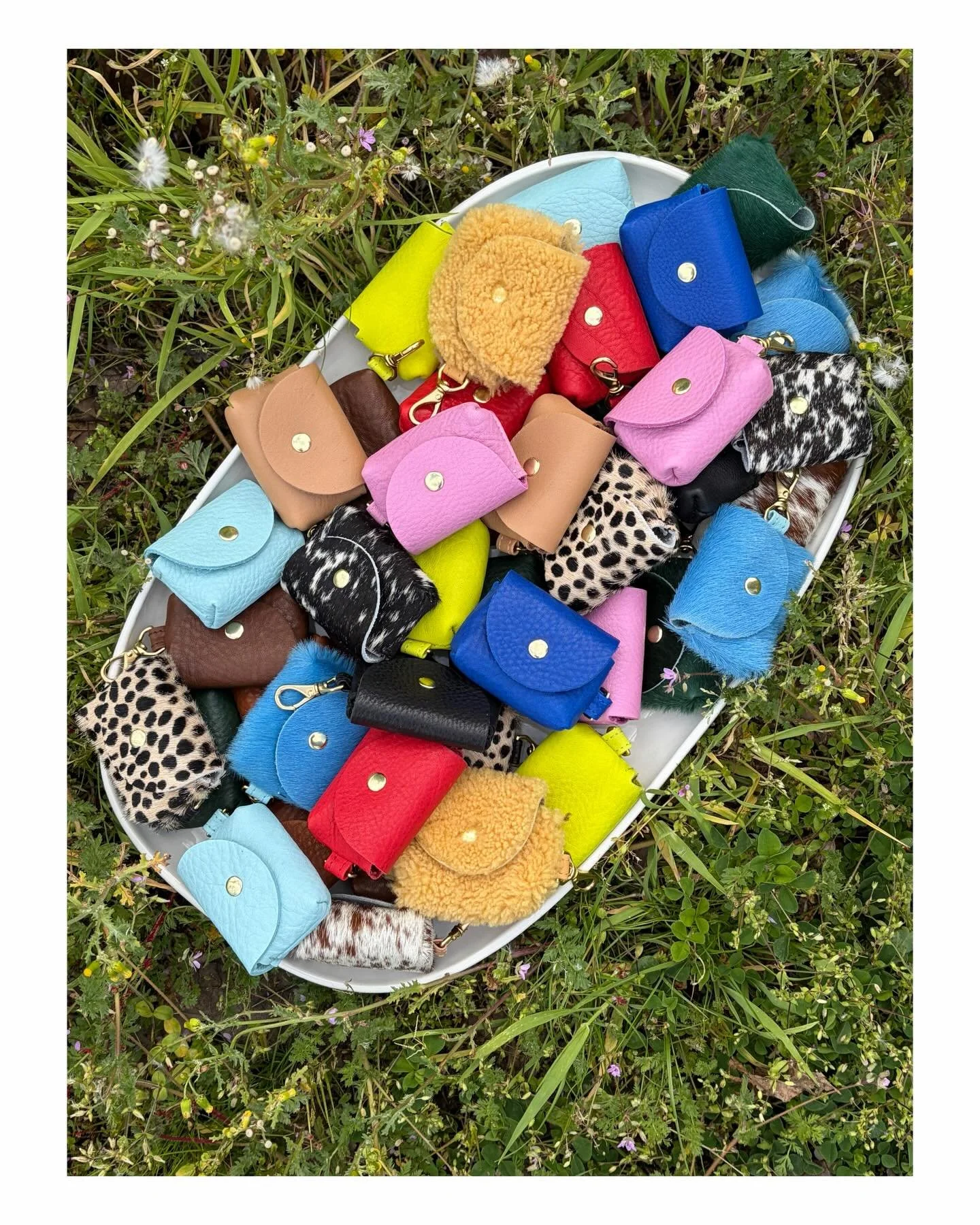 Week 2 of our 5 weeks of New Primecut Products is finally here! 
PART 1 of this week&rsquo;s launch announcement is 🥁 🥁 🥁 
Our new AirPod Case!! Perfect size to hold your headphones but also a sweet pouch for any other tiny goodies 🐣 

AirPod Cas