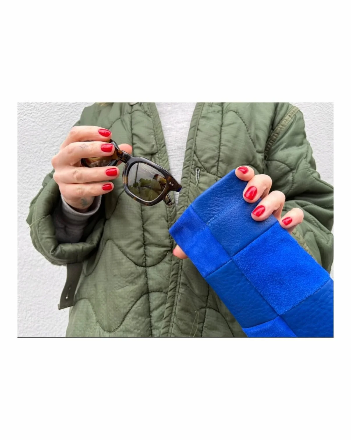Week 2 of launches continues with our brand new Sunglasses Case 😎🌴
Get ready for carrying around your sunnies all Summer with this new adorable pouch! Slim and perfect to slip into any bag 👙! 

Launching Sunglasses Case and AirPod Case this Thursd
