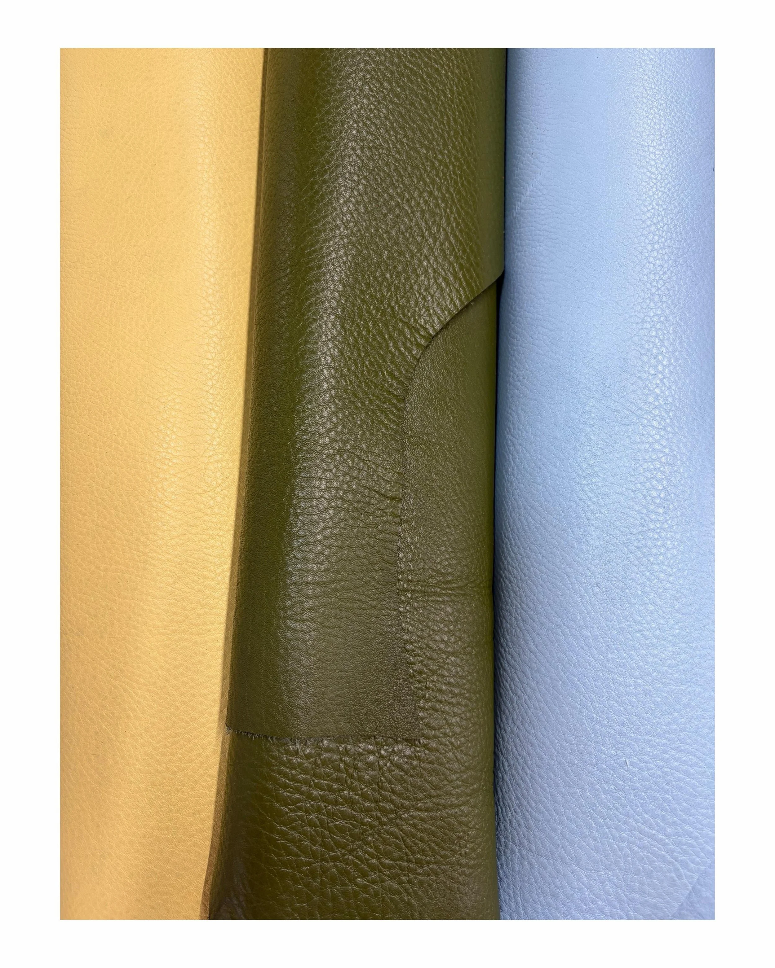 Experimenting with new leather hides ☆ 
What colors do you want to see at Primecut this upcoming fall/winter 👼