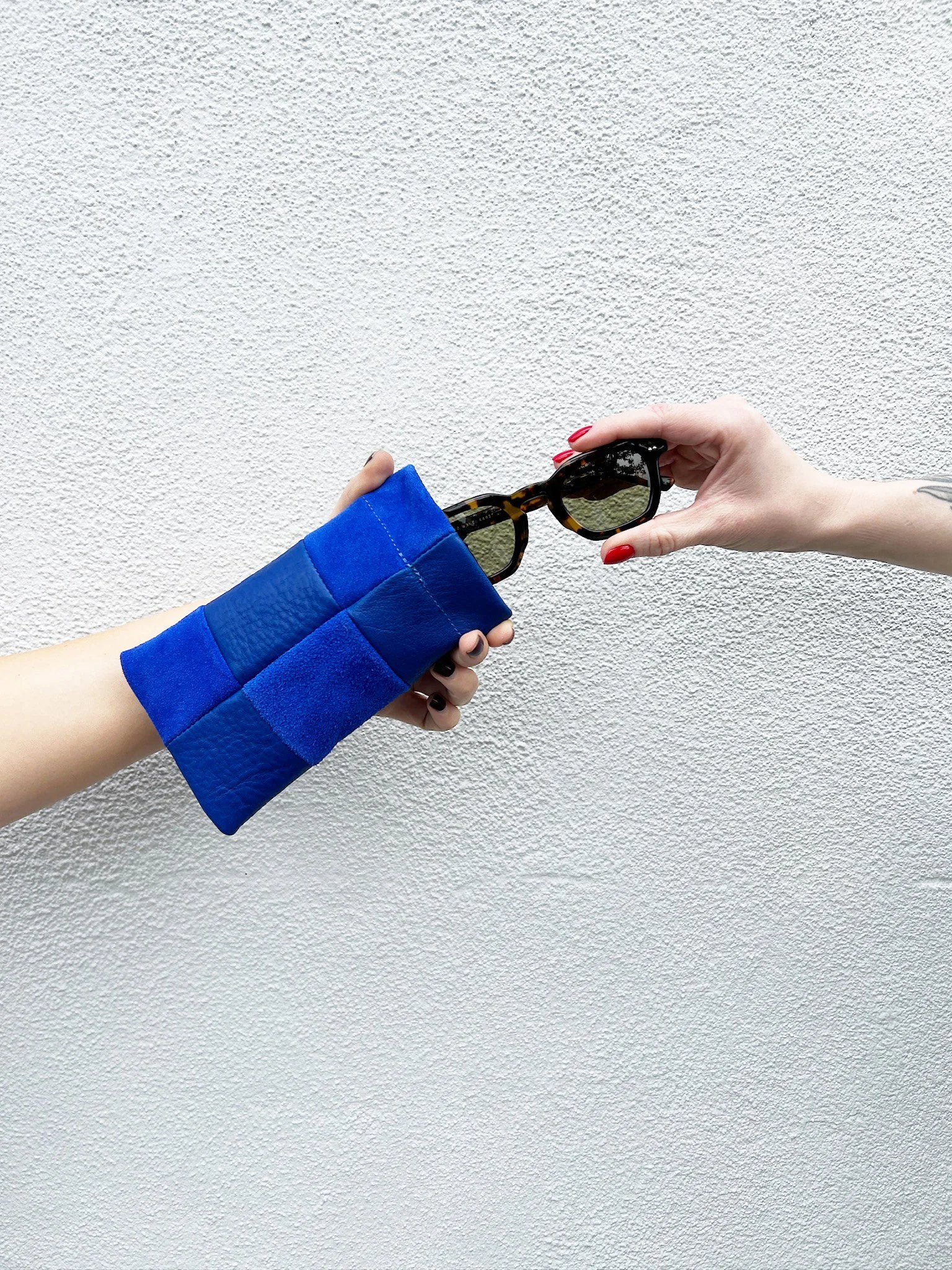 lapis-check-sunglass-case copy-3.jpg