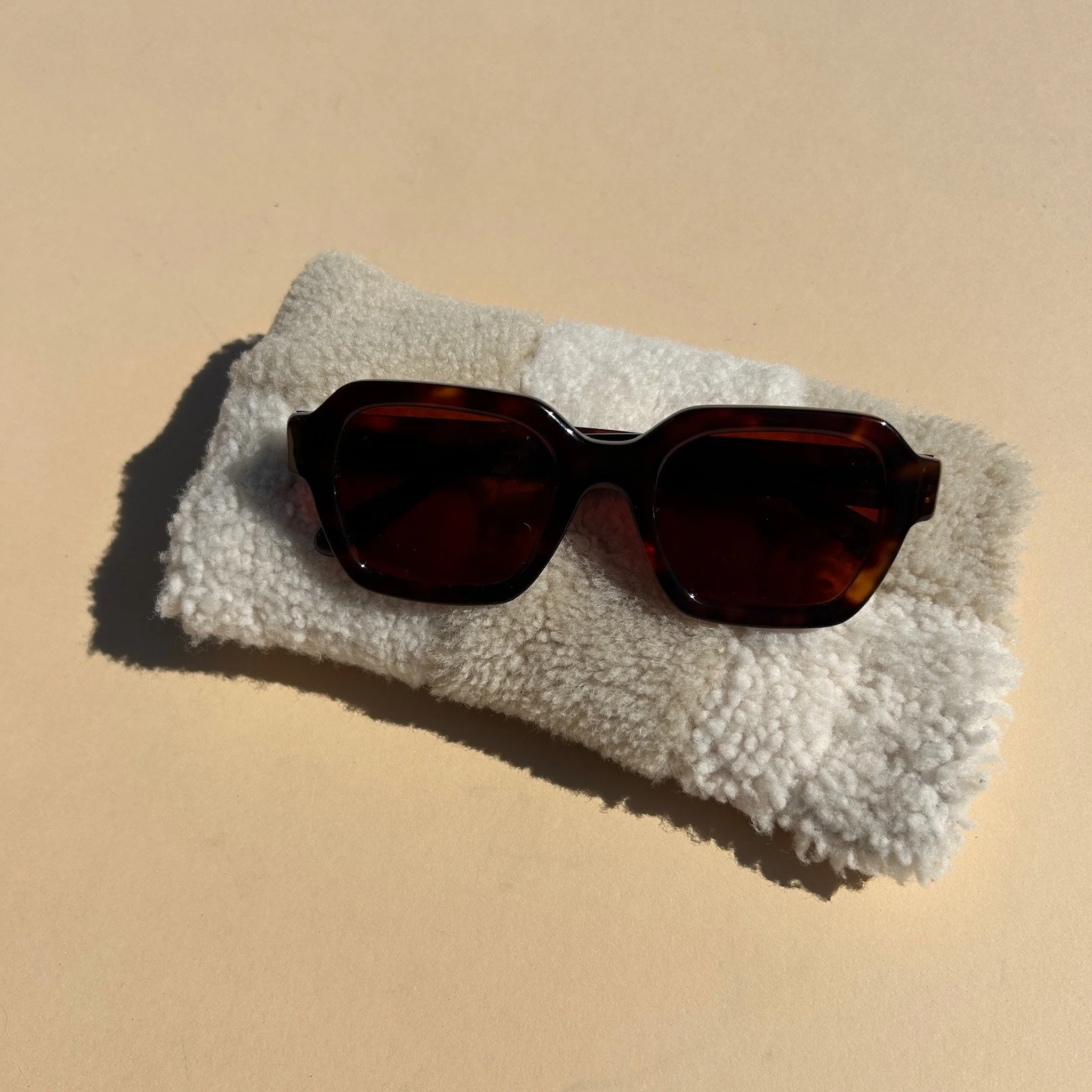 beige-check-sunglass-case copy-2.jpg