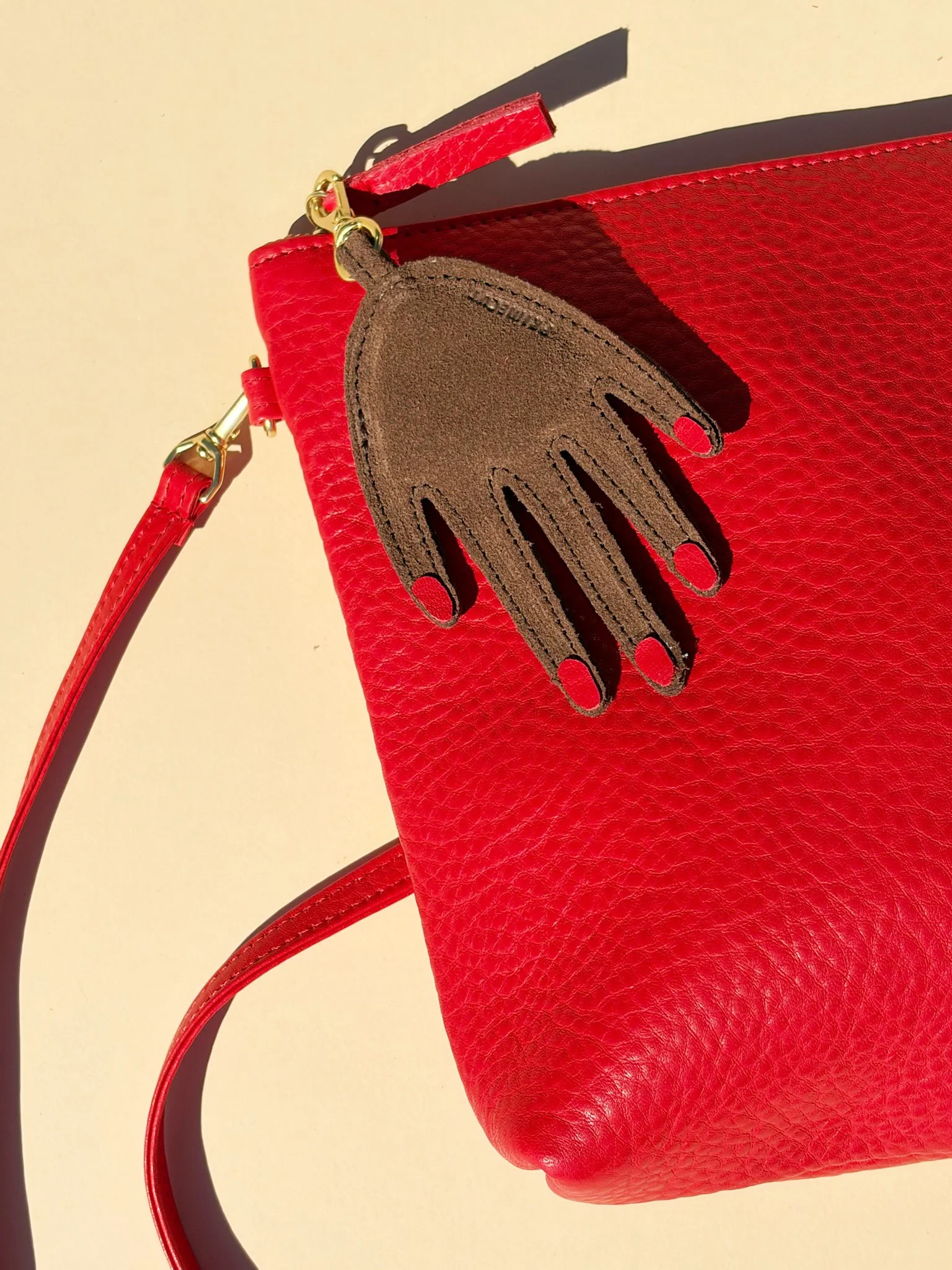 chocolate-hand-keychain-bag.jpg (Copy)