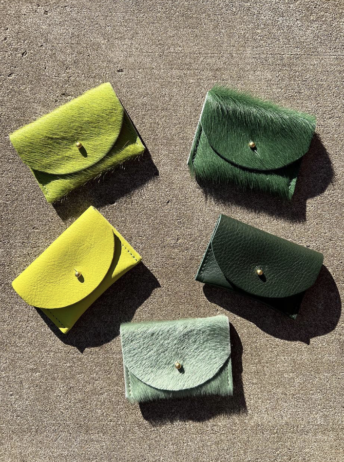 SEAFOAM COWHIDE CARDHOLDER