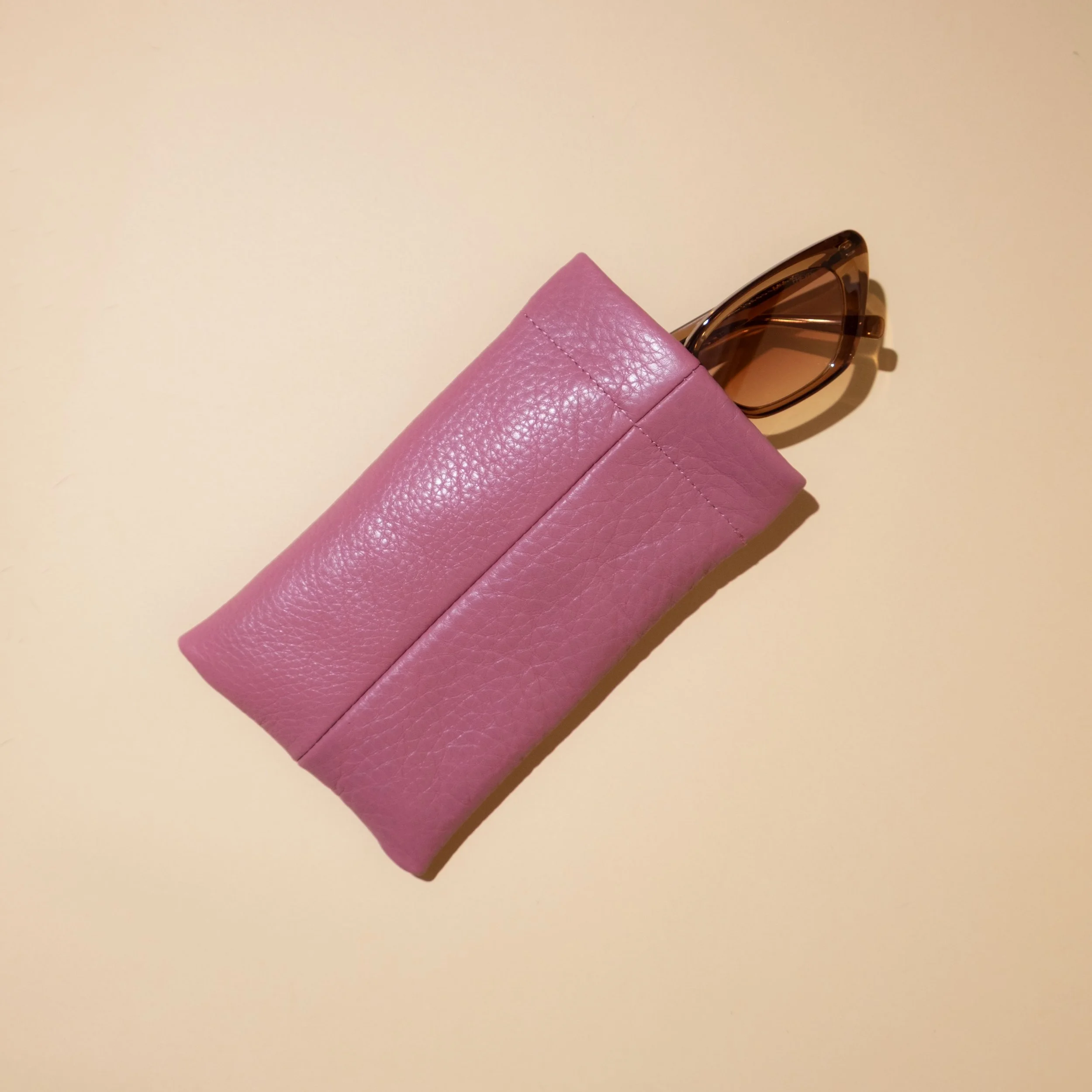 rose-leather-sunglass-case.jpg