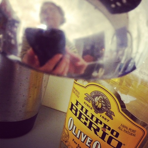 1/4 cup olive oil.