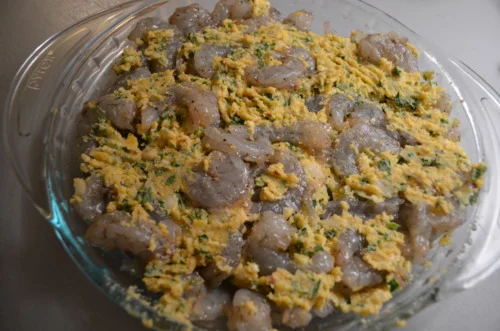 Mix that gook in with the shrimp. (That looks pretty gross, my apologies!)