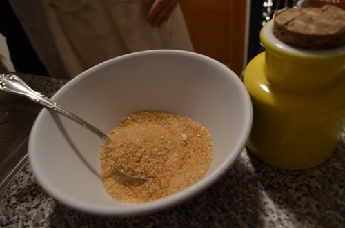  What makes all desserts delicious? FILLING.  Filling calls for 3 tbsp sugar + 1/2 cup turbinado sugar, and 1 tbsp cinnamon. 
