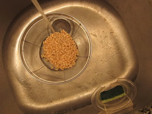 WHITE BEANS NEED A WASHING.