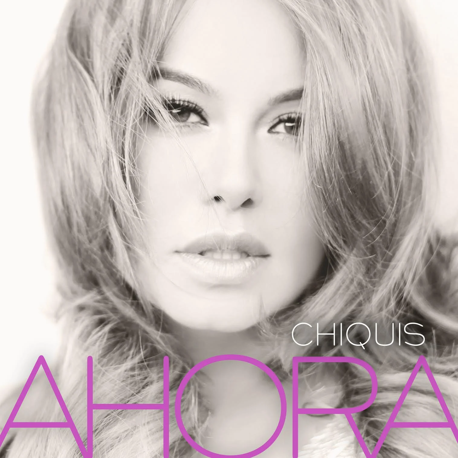 CHIQUIS estrena su nuevo video “COMPLETAMENTE” hoy 5 de Mayo
