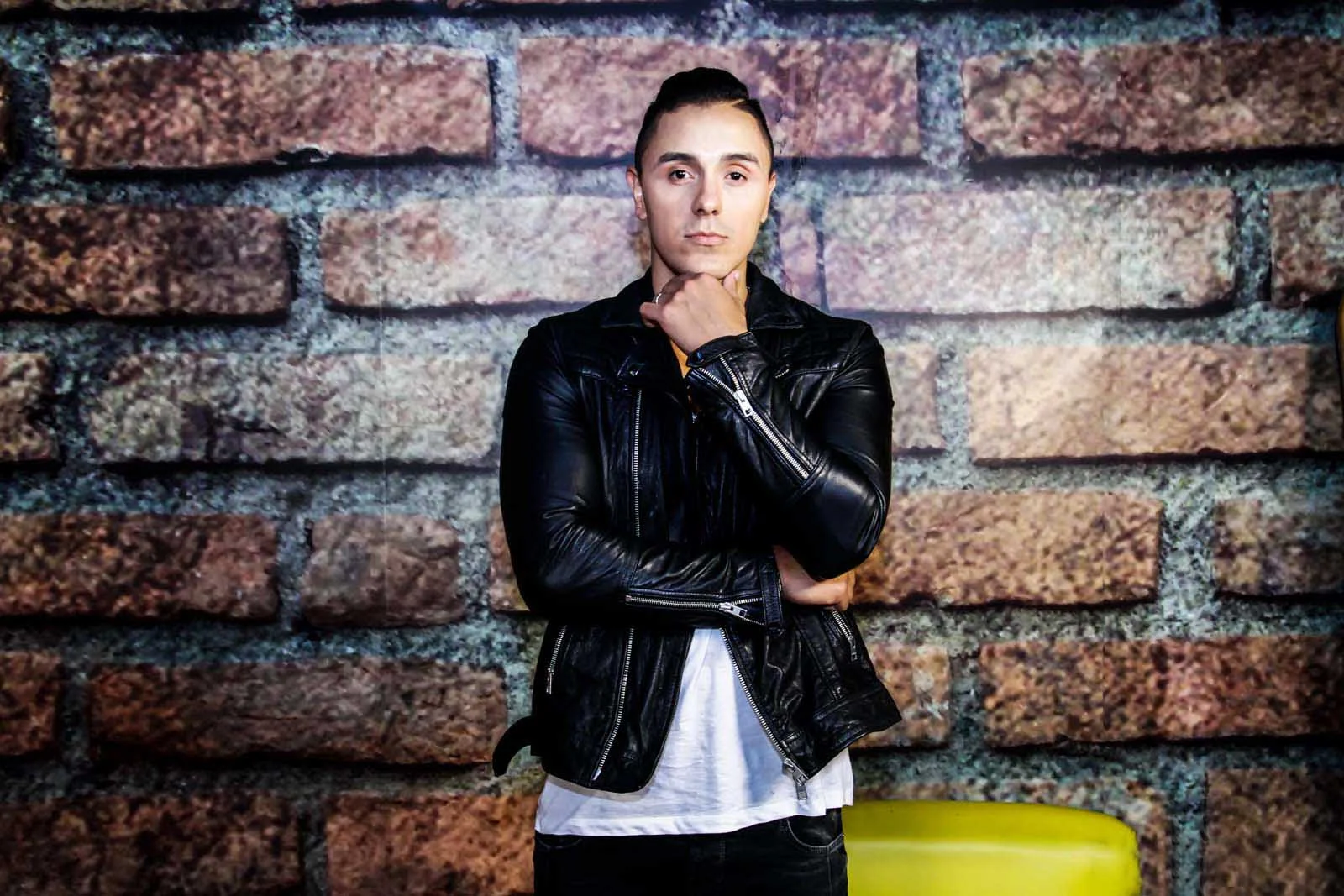 JOEY MONTANA se apodera de Latinoamérica con su más reciente sencillo "Picky"